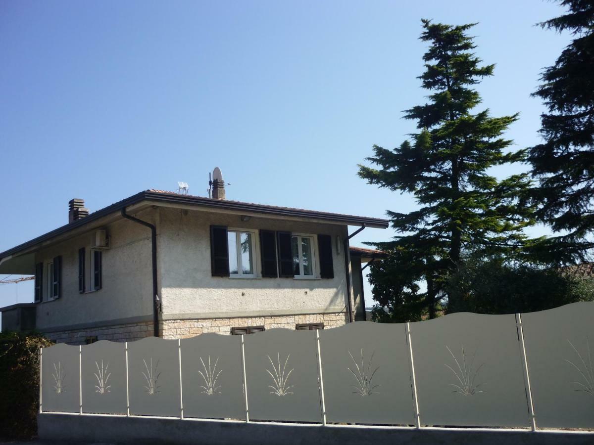 Appartamento Jessica con piscina privata Manerba del Garda Esterno foto